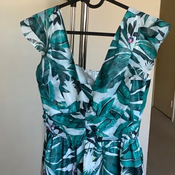 H&M and Anna Glover collection mini dress. - Picture 2 of 3